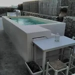 Huge Mykonos. Ideal For 8-12 Guests