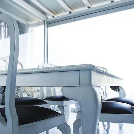 Vakantiehuis Huge Mykonos. Ideal For 8-12 Guests Mykonos Town